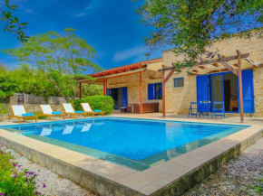 Lemon tree villa with private pool